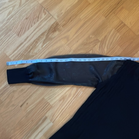 Talbots Woven Sheer Sleeve Black Crewneck Pullover Sweater Size Large - Picture 12 of 12